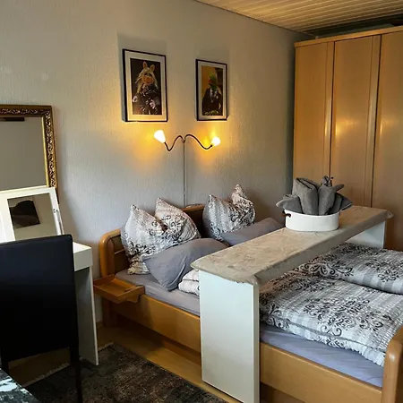 Gemuetliche, Ganze In Ruhiger, Zentraler Lage Apartment Leverkusen