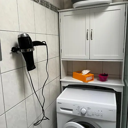 Gemuetliche, Ganze In Ruhiger, Zentraler Lage Apartmán