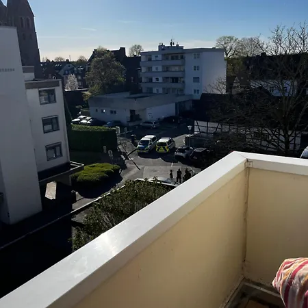 Gemuetliche, Ganze In Ruhiger, Zentraler Lage Apartment Leverkusen