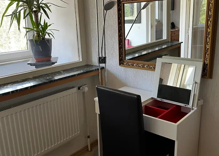 Lägenhet Gemuetliche, Ganze In Ruhiger, Zentraler Lage Leverkusen