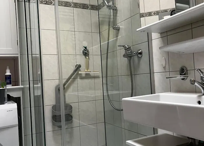 Gemuetliche, Ganze In Ruhiger, Zentraler Lage Leverkusen