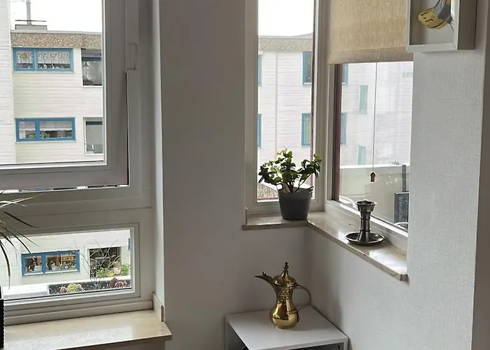 Gemuetliche, Ganze In Ruhiger, Zentraler Lage