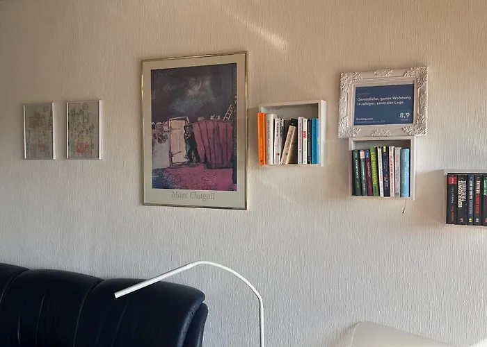 Gemuetliche, Ganze In Ruhiger, Zentraler Lage Lägenhet